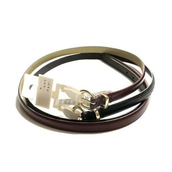 Set Of Two Womens Faux Leather Belts With Gold Buckles 2XL - Picture 3 of 3